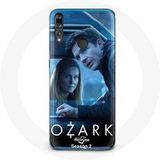 Maniacase Hoesje voor Huawei P30 Lite Ozark Series Seizoen 4 Poster wendy byrde en marty byrde