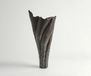 Umbra Flamara Vase l33 x P29 x H74 cm Aluminium Antica Fabriqué à la main