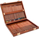 Derwent - Lightfast Pencil Wooden Box with 100 Pencils