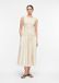 comma Jurk lichtbeige katoen lange mouw ronde hals kuithoogte 38