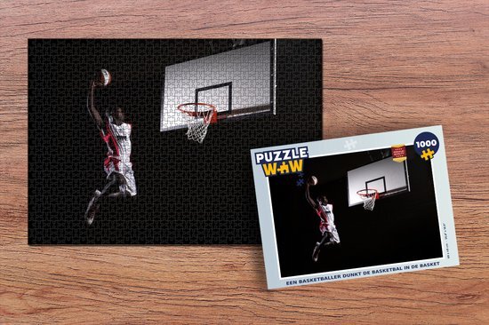 MuchoWow Puzzel Een basketballer dunkt de basketbal in de basket - Legpuzzel - Puzzel 1000 stukjes volwassenen - Sinterklaas cadeautjes - Sinterklaas voor grote kinderen