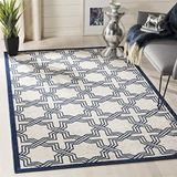 Safavieh Barcares binnen- en buitentapijt, AMT413M, 91 x 152 cm, ivoor/marineblauw