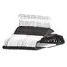 Amazon Basics Duurzame kunststof kleerhangers, met antislip rubberen coating en horizontale brug, verpakking van 30 stuks, wit