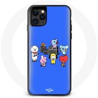 Maniacase iPhone 12 Pro Max BTS BT21 Tata Chimmy Cooky Rj Koya Shooky en Mang Speel muziek blauwe achtergrond