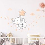 Muursticker Vrolijk olifant in de wolken + 120 sterren - H 40 x L 30 cm