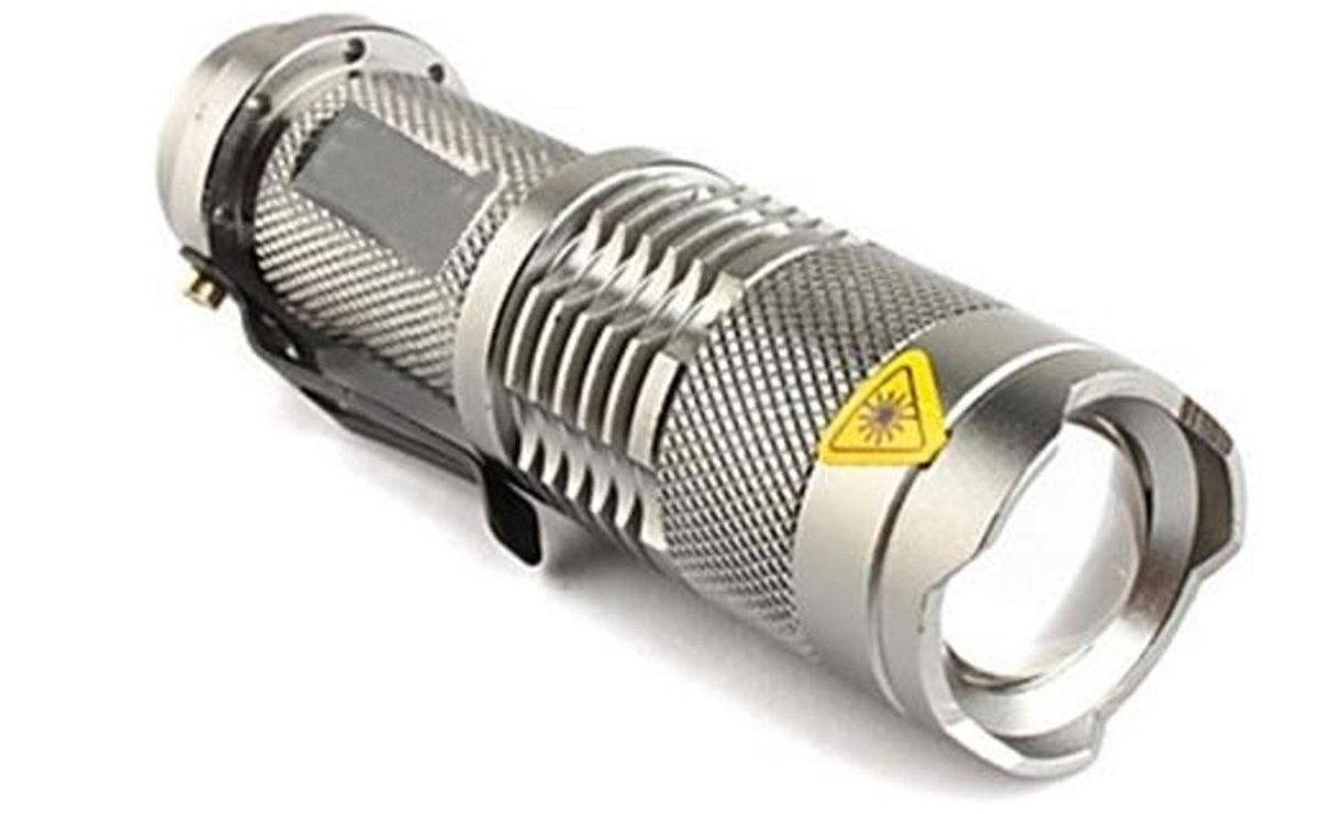 ABC-LED Mini zaklamp Q5 LED - zilver - aluminium - 8719754019221