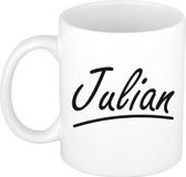 Bellatio Decorations Julian Naam koffiemok - beker - met sierlijke letters - wit