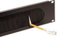 Value 19" Kabel doorvoerstrook 2 HE met borstel, zwart