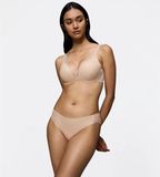 Triumph Body Make-Up Illusion Lace Bügel-BH Red Label Nude Beige 70C