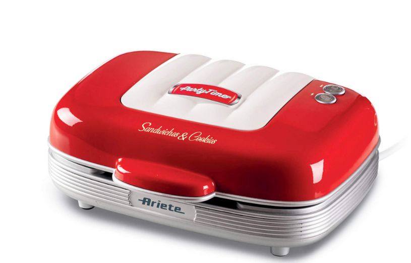 Ariete Party Time Sandwich Maker - 700W - Red & White