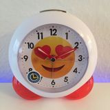 saramax Kinderwekker met hartjes ogen