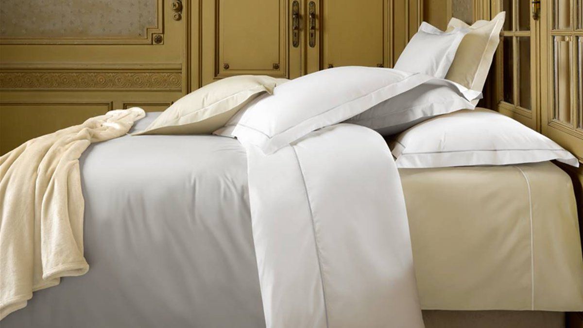 De Witte Lietaer Bumblebee Dekbedovertrek Lits-jumeaux 260x220 cm + 2 kussenslopen 60x70 cm - White/Silver