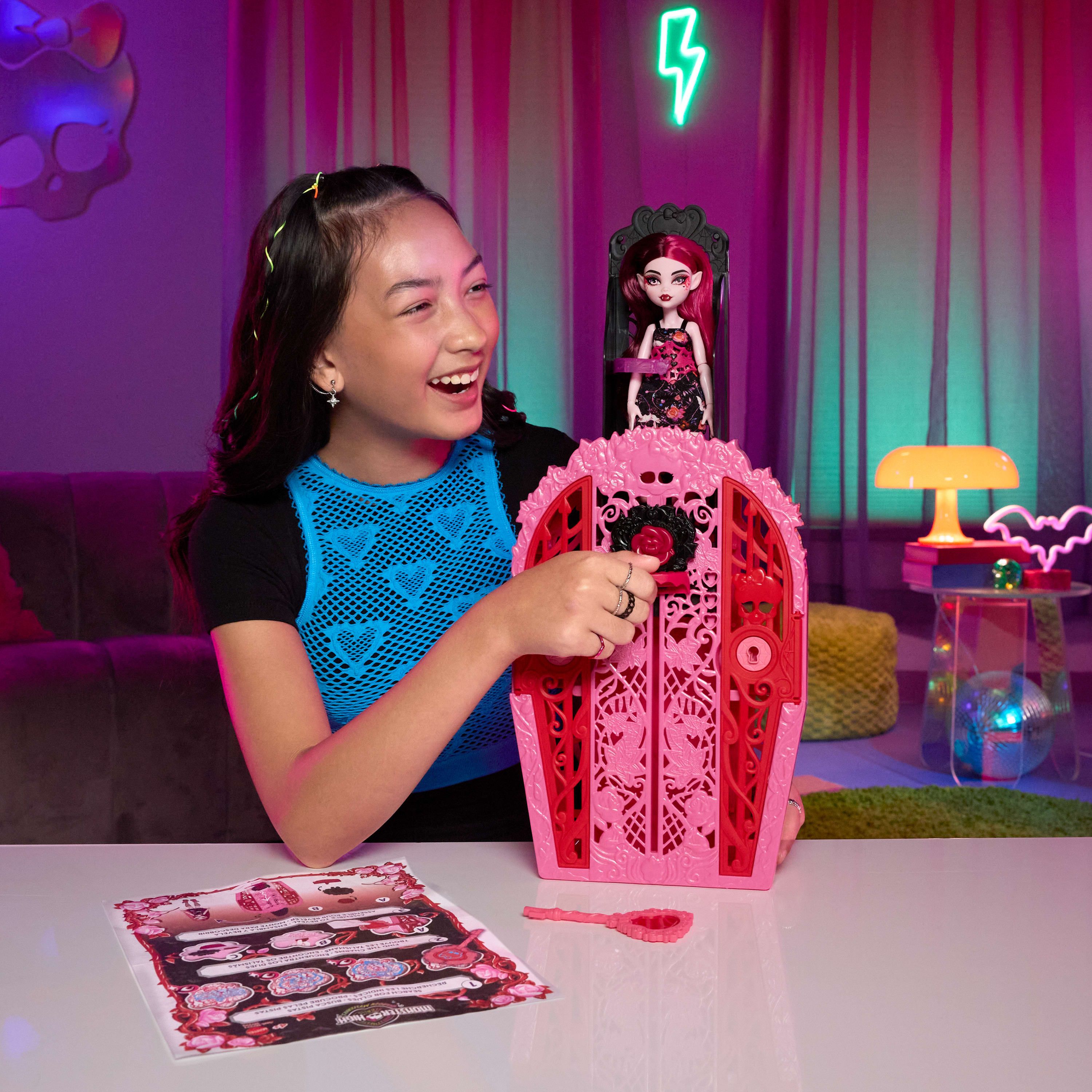 Monster High Skulltimate Secrets DRACULAURA Pop Fashion Doll