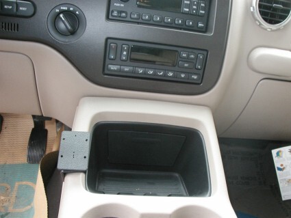 Brodit Proclip 833109 Ford Expedition 03- console