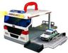 Bburago Meeneem ambulance garage met Range Rover ambulance