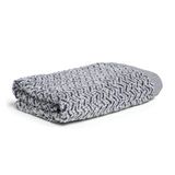 Möve Brooklyn visgraat handdoek 50 x 100 cm van 85% katoen / 10% viscose / 5% linnen, Nature/Deep Sea
