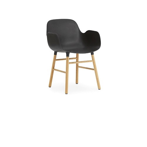 Normann Copenhagen Form Armchair - Stoel - Zwart met eiken onderstel