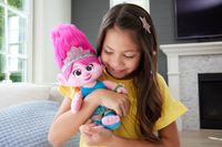 Mattel Trolls 3 Band Together Hair Pops Showtime Surprise Queen Poppy