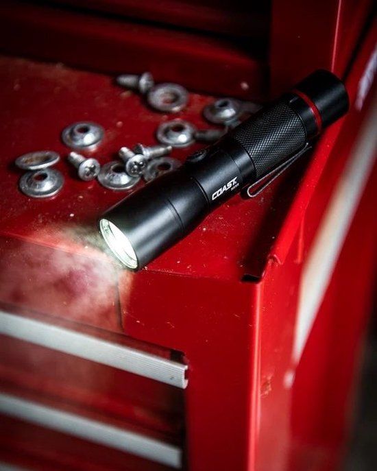 COAST HX5R LED Zaklamp - 340LM - Oplaadbaar - Zwart