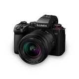 Panasonic Lumix S5II + 20-60mm f/3.5-5.6 Lens Kit - Black