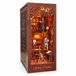 THAR Book Nook Solace Academy - Miniatuur Bibliotheek - DIY Bouwpakket met LED, 158 Onderdelen