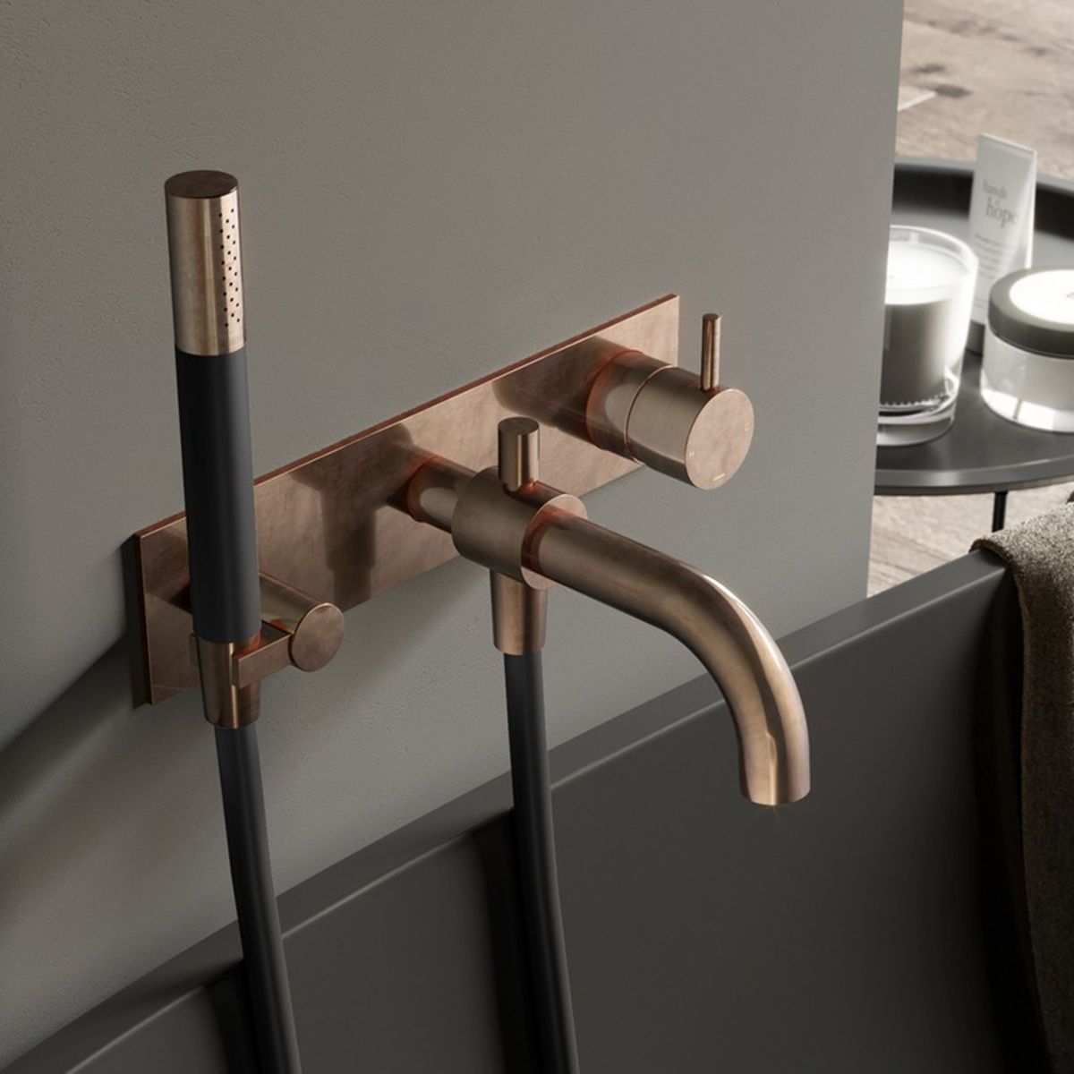 hotbath Cobber Inbouw Mengkraan Rond Gepolijst Messing PVD met Handdoucheset 1 Greeps