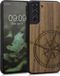 kwmobile hoesje geschikt voor Samsung Galaxy S21 FE - Houten Back Cover met Kompas design - Donkerbruin