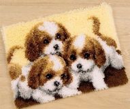 Vervaco Knooptapijt kit - 3 Pups - 50 x 40 cm