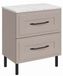 3E 3xE living.com 3xE living Badkamerkast, staand model, 60 cm breed, met geribbelde deur van 19 mm, afwerking in "Kaschmir" met een vlakke, marmerlook in de kleur Bianco, handgrepen in twee kleuren, afmetingen: 60 x 46 x 73,6 cm
