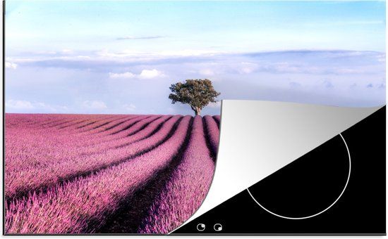 KitchenYeah® Inductie beschermer 77x51 cm - Eenzame boom bij een lavendelveld - Inductie kookplaat accessoire
