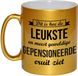 Bellatio Decorations Shoppartners Bv Dit is hoe de leukste en meest geweldige gepensioneerde eruitziet koffiemok / theebeker - 330 ml - goudkleurig - VUT / pensioen - bedankt cadeau collega / teamgenoot