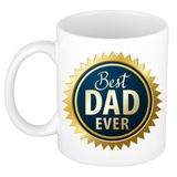 Bellatio Decorations Best dad ever mok wit met blauwe rozet - 300 ml - cadeau mok / beker - Vaderdag / verjaardag