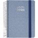 Grafoplas - Kalender 2025, dag per pagina, A6, metallic model, blauw, Spaans, hardcover, met metallic stof gevoerd, elastische sluiting, inclusief stickers, jaar van januari tot december, FSC