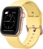 By Qubix - Soft siliconen bandje met gespsluiting - Geel - Geschikt voor Apple Watch 38mm / 40mm / 41mm / 42mm