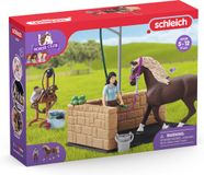 Schleich HORSE CLUB - Speelfigurenset - Wasplaats met Horse Club Emily & Luna