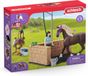 Schleich HORSE CLUB - Speelfigurenset - Wasplaats met Horse Club Emily & Luna