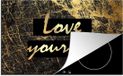 Merkloos KitchenYeah® Inductie beschermer 77x51 cm - Quotes - Zelfvertrouwen - Goud - Zwart - Inductiebeschermer