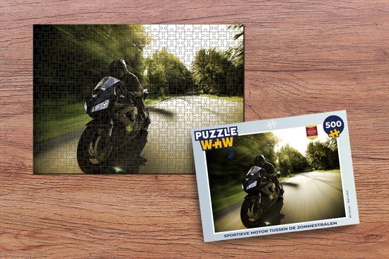 MuchoWow Puzzel Sportieve motor tussen de zonnestralen - Legpuzzel - Puzzel 500 stukjes