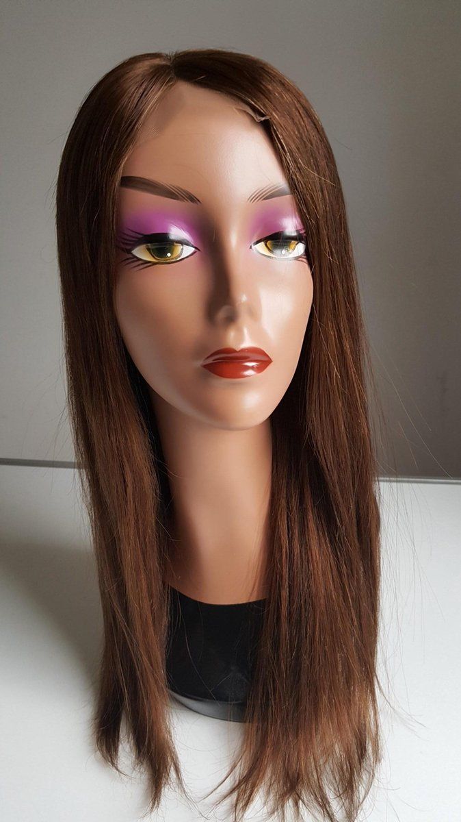 Frazimashop Braziliaanse Remy pruik 20 inch - bruin steil haar - real human hair - 4x4 lace closure pruik