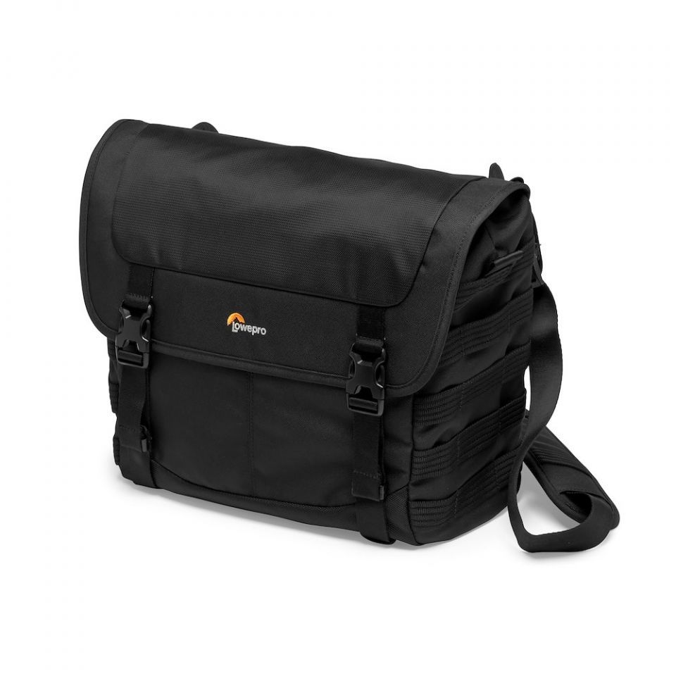 Lowepro MG 160 AW II Messenger Case - Black