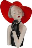 Gilde Beeld Meisje met rode hoed - Rood - Decoratie figuren - Polyresin - Hoogte 27 cm