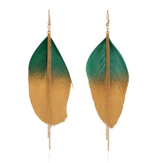LGT JWLS Lookinggoodtoday LGT JWLS Veer Oorbellen met Kwastjes - Groen