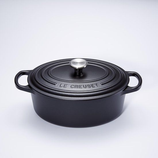 Le Creuset Signature Oval Dutch Oven - 4.7L - Matte Black - 29cm