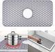 Unyqoos® Tapis d'évier Silicone - Tapis de cuisine évier - Protection cuisine - Résistant à la chaleur Antidérapant - 63 x 33 cm - Gris