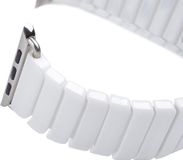 By Qubix - Schakelarmband Keramisch bandje - Wit - Geschikt voor Apple Watch 38mm / 40mm / 41mm / 42mm