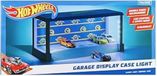 Hot Wheels Garage & Display Light - Officieel gelicenseerde Mattel-merchandise, lichtgevende koffer voor 7 auto's, aanpasbare achtergrond, cadeau voor verzamelaars | Paladone