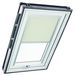 Store vénitien occultant pour fenêtre de toit, couleur beige, rail argenté, dimensions 134/098