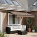 Maison Exclusive - Parasol électrique avec panneaux solaires, 3,5 x 2,5 m, couleur taupe, 100% polyester