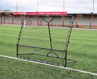 Precision Pro Tweehoekige Rebounder - Tchouk - voetbal rebounder