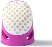 Prym 431136 - Ergonomische vingerhoed voor display - Kunststof - Kleur: Roze - Afmetingen: 2,02 x 1,61 x 2,67 cm, M